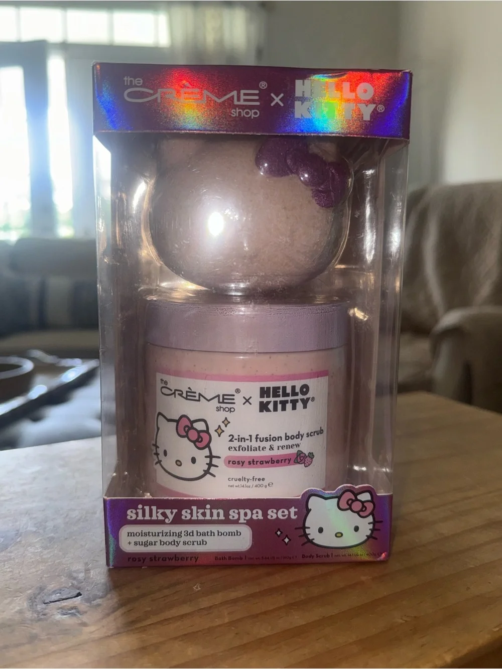 Hello Kitty ultimate bundle!!!  Huge eyeshadow/blush palette, bath set, umbrella